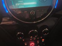 Usado Mini Countryman 150 CV (110 kW) 2021 Verde SUV