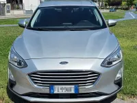 Usata Ford Focus 95 CV (69 kW) 2019 Argento Station wagon