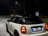 Usata Mini Cooper D 116 CV (85 kW) 2016 Bianco Utilitaria