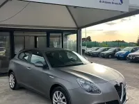 Usata Alfa Romeo Giulietta Super 120 CV (88 kW) 2019 Grigio Utilitaria