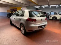 Usata VW Golf VI 122 CV (89 kW) 2011 Grigio Utilitaria
