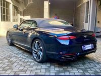 Usata Bentley Continental 600 CV (441 kW) 2025 Marrone Cabrio