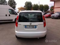 Usata Skoda Roomster 90 CV (66 kW) 2013 Bianco Monovolume