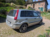 Usata Ford Fusion 68 CV (50 kW) 2004 Grigio Berlina