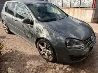 Usado VW Golf V 105 CV (77 kW) 2008 Gris Utilitario