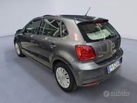 Usata VW Polo Comfortline 90 CV (66 kW) 2017 Grigio Berlina