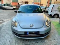 Usata VW Beetle 140 CV (102 kW) 2012 Grigio Utilitaria