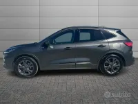 Usata Ford Kuga ST-Line 152 CV (111 kW) 2023 Grigio SUV