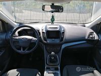 Usata Ford Kuga 120 CV (88 kW) 2017 Bianco SUV