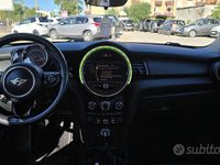Usata Mini ONE 102 CV (75 kW) 2014 Giallo Utilitaria