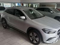Usata Mercedes GLA200 150 CV (110 kW) 2023 Argento SUV