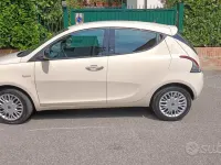 Usata Lancia Ypsilon Gold 80 CV (58 kW) 2016 Utilitaria