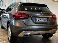 Usata Mercedes GLA180 122 CV (89 kW) 2019 Antracite SUV