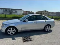 Usata Mercedes C220 170 CV (125 kW) 2008 Grigio Berlina