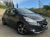 Usata Peugeot 208 68 CV (50 kW) 2015 Grigio Utilitaria