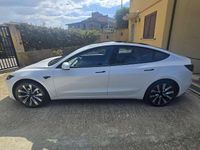 Begagnad Tesla Model 3 RWD 208 kW (283 HK) 2024 Vit Sedan