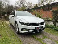 Usata VW Passat 200 CV (147 kW) 2024 Bianco Station wagon