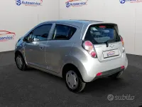 Usata Chevrolet Spark 68 CV (50 kW) 2012 Bianco Utilitaria