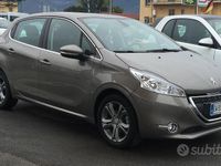 Usata Peugeot 208 Allure 82 CV (60 kW) 2014 Utilitaria