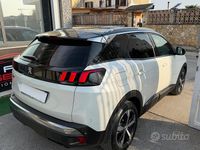 Usata Peugeot 3008 Allure 130 CV (95 kW) 2019 Bianco SUV