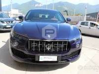 Usata Maserati Levante GranLusso 250 CV (183 kW) 2017 Blu SUV