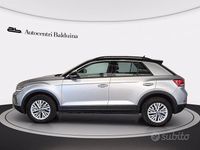 Usata VW T-Roc Life 110 CV (80 kW) 2022 Pyrit silver met/tetto nero me SUV
