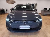 Usata VW Golf VIII Life 131 CV (96 kW) 2021 Grigio Station wagon