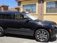 Usata Jeep Grand Cherokee Overland 379 CV (278 kW) 2023 Grigio SUV