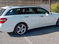 Begagnad Mercedes E350 Elegance 265 HK (194 kW) 2011 Vit Kombi