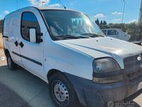 Usata Fiat Doblò 103 CV (75 kW) 2004 Bianco Monovolume