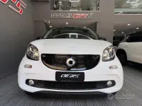 Usata Smart ForFour Passion 71 CV (52 kW) 2017 Bianco Utilitaria