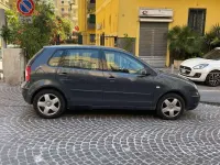 Usata VW Polo Highline 101 CV (74 kW) 2004 Grigio Utilitaria
