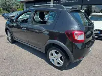Usata Dacia Sandero Stepway 90 CV (66 kW) 2016 Nero Berlina