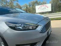 Usata Ford Focus Titanium 120 CV (88 kW) 2017 Grigio Station wagon