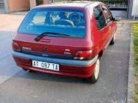 Usata Renault Clio 78 CV (57 kW) 1997 Rosso Utilitaria