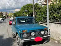 Usata Lada niva 81 CV (59 kW) 2010 Blu SUV