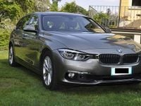 Usata BMW 318 Luxury Line 150 CV (110 kW) 2015 Grigio Station wagon