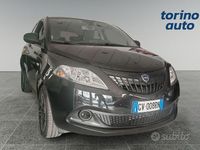 Usata Lancia Ypsilon Gold 69 CV (50 kW) 2024 Grigio Utilitaria