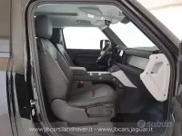 Usata Land Rover Defender S 200 CV (147 kW) 2024 Nero SUV