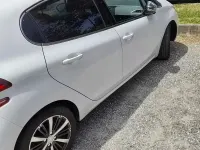 Usata Peugeot 208 Allure 75 CV (55 kW) 2017 Bianco Utilitaria