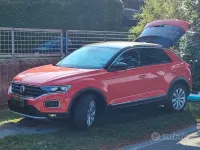 Usata VW T-Roc Advance 116 CV (85 kW) 2019 Rosso SUV