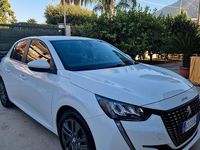 Usata Peugeot 208 Active 75 CV (55 kW) 2021 Bianco Utilitaria