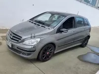Usata Mercedes B200 140 CV (102 kW) 2007 Grigio Monovolume