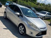 Usata Ford Fiesta 80 CV (58 kW) 2010 Grigio Utilitaria