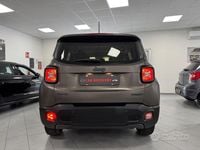 Usata Jeep Renegade Night Eagle 140 CV (102 kW) 2016 Grigio SUV