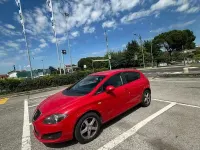 Usata Seat Leon 102 CV (75 kW) 2009 Rosso Utilitaria