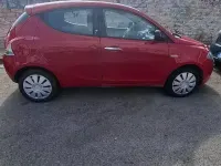 Usata Lancia Ypsilon 69 CV (50 kW) 2016 Rosso Utilitaria