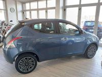 Usata Lancia Ypsilon Gold 69 CV (50 kW) 2023 Blu Utilitaria