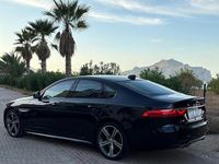 Usata Jaguar XF R-Sport 180 CV (132 kW) 2016 Nero Berlina