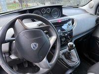 Usata Lancia Ypsilon Gold 80 CV (58 kW) 2013 Utilitaria